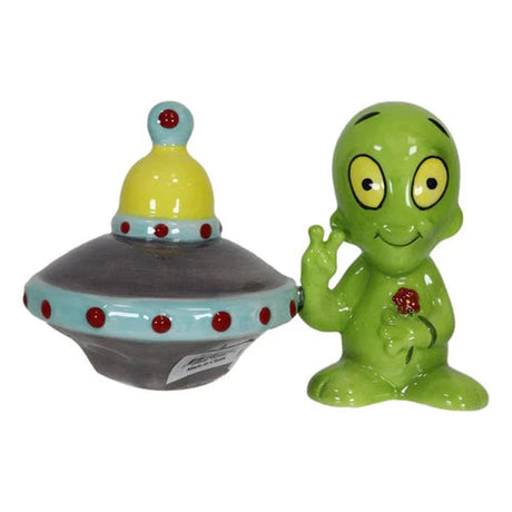 3" Alien with Saucer Statue - Magick Magick.com