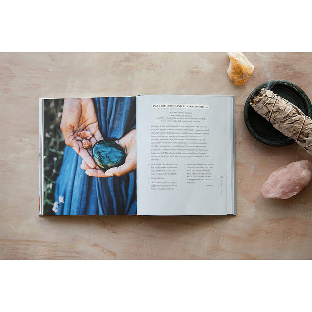 Crystal Healing for Women: Gift Edition (Hardcover) by Mariah K. Lyons - Magick Magick.com