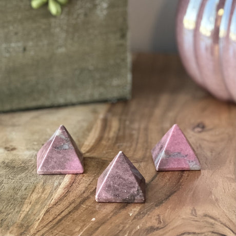 25-35 mm Gemstone Pyramid - Rhodonite - Magick Magick.com