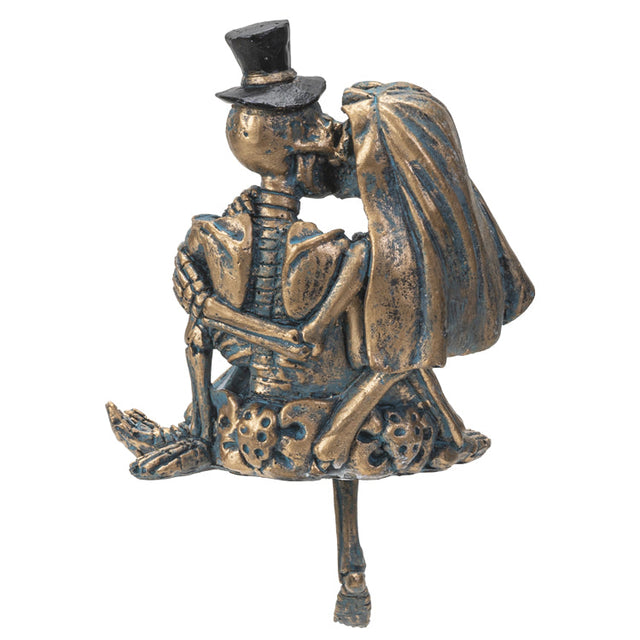 4.5" Skeleton Statue - Love Never Dies Kissing Sitter - Magick Magick.com